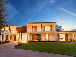 View profile: Excepteur sint obcaecat cupiditat